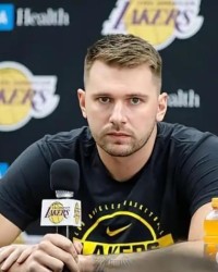 开云官网-天呐！湖人被爆内讧！这次与詹姆斯无关...